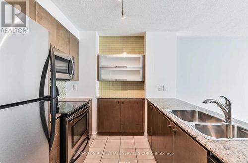 5302 - 11 BRUNEL COURT , Toronto, Ontario M5V 3Y3 4
