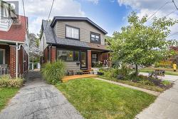 316 MONARCH PARK AVENUE  Toronto, ON M4J 4T1