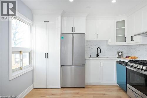 213 EAST 28TH Street Unit# Upper , Hamilton, Ontario L8V 3H9 5