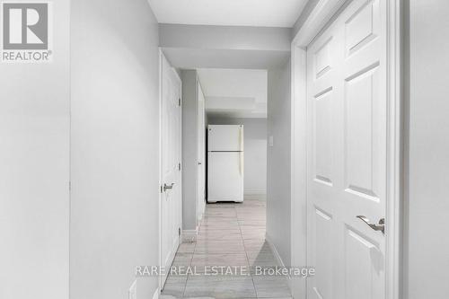 LOWER - 733 EAGLEMOUNT CRESCENT , Mississauga, Ontario L5C 1H2 5