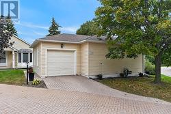376 SILVERBIRCH BOULEVARD  Hamilton, ON L0R 1W0