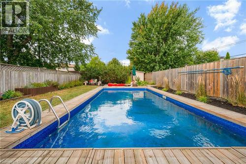 10 Goldfinch Road, Hamilton, ON 