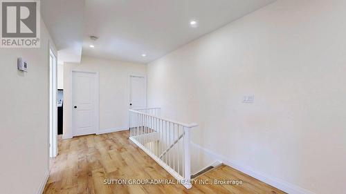 UPPER 1 - 1930 QUEEN STREET E , Toronto, Ontario M4L 1H6 5