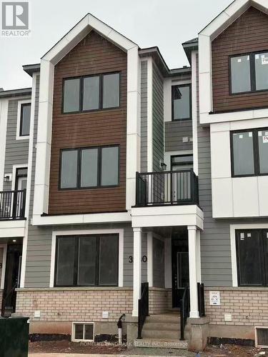 3280 MEADOWRIDGE DRIVE , Oakville, Ontario L6H 8E3 4
