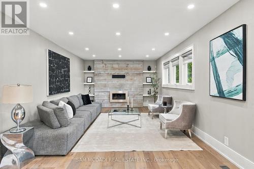 1357 Saginaw Crescent, Mississauga, ON 