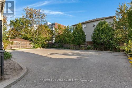 33 Young Street, Waterloo, ON 