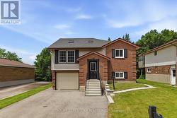 475 FORFAR STREET E  Centre Wellington, ON N1M 3H6