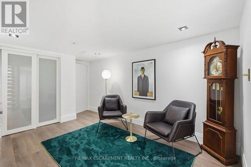 9 Donlea Drive, Hamilton, ON 