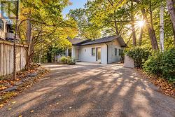 7 GREENBROOK DRIVE Toronto, ON M6M 2J8