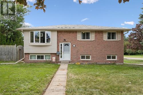 121 NATHANIEL CRESCENT  Kitchener, ON N2P 1L3