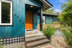 6009 River Rd Port Alberni, BC V9Y 6Z8