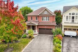 52 BARDOE CRESCENT  Milton (Sc Scott), ON L9T 0R7