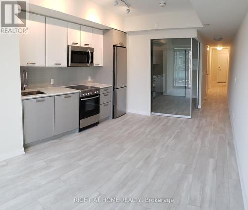 211 - 1630 QUEEN STREET E , Toronto, Ontario M4L 0B3 5