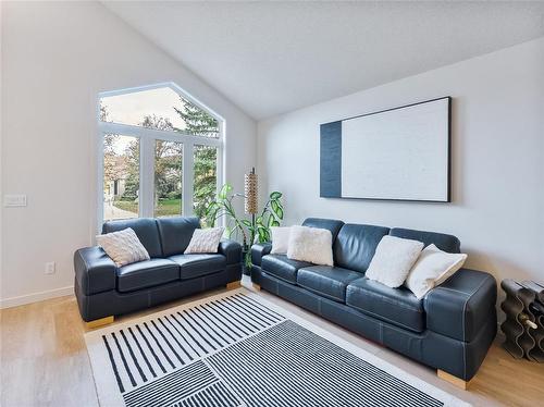 70 High Ridge Road, Winnipeg, MB 