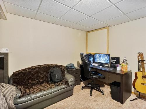 70 High Ridge Road, Winnipeg, MB 