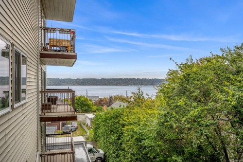 #206-615 Alder St  Campbell River, BC V9W 2P3