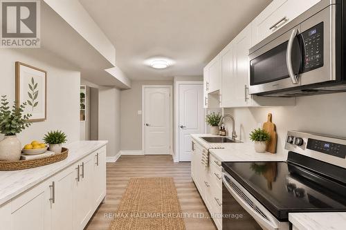 LOWER - 18 ALDENHAM CRESCENT , Toronto, Ontario M3A 1S2 5