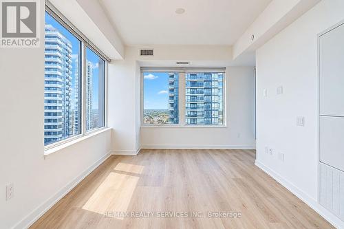 2408 - 395 SQUARE ONE DRIVE , Mississauga, Ontario L5B 0P6 4