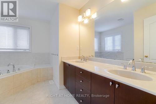 4644 Doug Wright Drive, Burlington, ON 