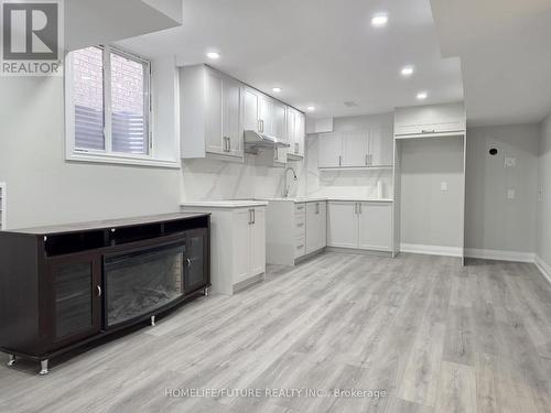 22 HEADON AVENUE , Ajax, Ontario L1Z 1R4 3