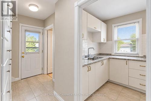 269 Queensdale Avenue E, Hamilton, ON 