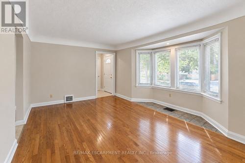269 Queensdale Avenue E, Hamilton, ON 
