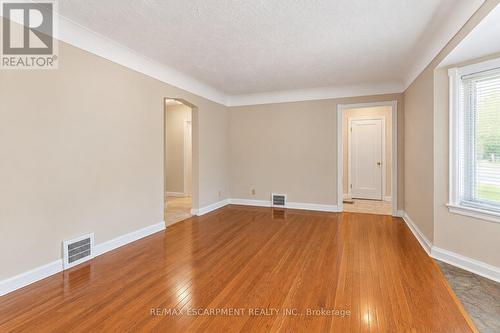 269 Queensdale Avenue E, Hamilton, ON 