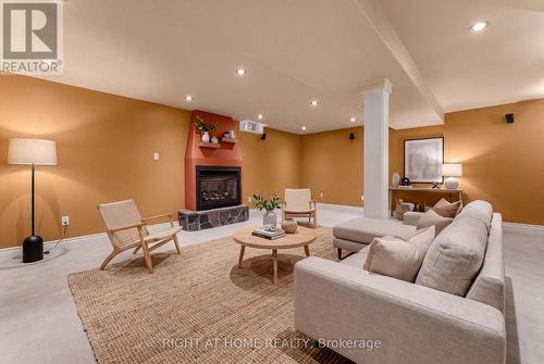 5382 Huntingfield Drive, Mississauga, ON 
