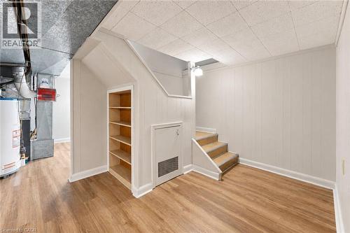 269 Queensdale Avenue E, Hamilton, ON 