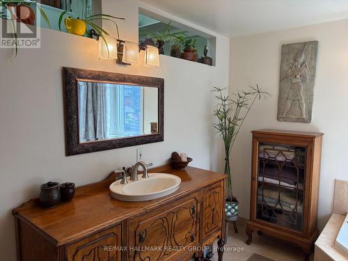 116 Hamilton Avenue N, Ottawa, ON 