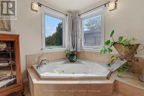 116 Hamilton Avenue N, Ottawa, ON 