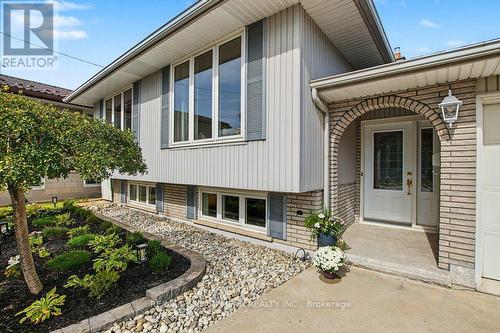 30 Catalina Drive, Hamilton, ON 
