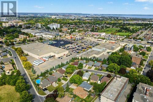 30 Catalina Drive, Hamilton, ON 