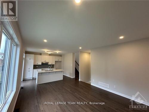 201 CONSERVANCY DRIVE , Ottawa, Ontario K2J 7M5 5