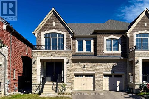 59 HILTS DRIVE  Richmond Hill, ON L4S 0H8