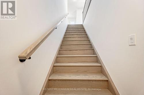 UPPER - 34 THORNBIRD CRESCENT , Brampton, Ontario L7A 0B8 5