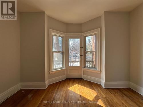 D - 237 DOVERCOURT ROAD , Toronto, Ontario M6J 3C9 4