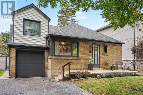28 INVERLEIGH DRIVE  Toronto, ON M8Y 3E3