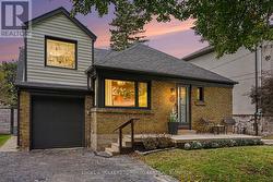 28 INVERLEIGH DRIVE Toronto, ON M8Y 3E3