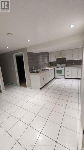 2605 Innisfil Road, Mississauga, ON 