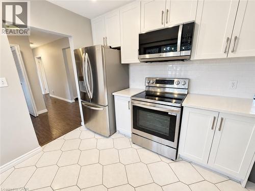 44 PATTERSON Avenue Unit# A , Brantford, Ontario N3S 6X2 4