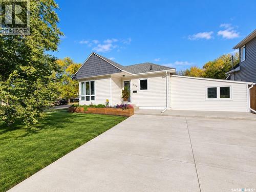 136 10th STREET NE  Weyburn, SK S4H 1G9