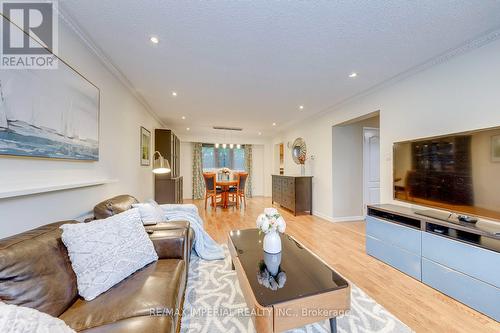 6100 Wabukayne Court, Mississauga, ON 
