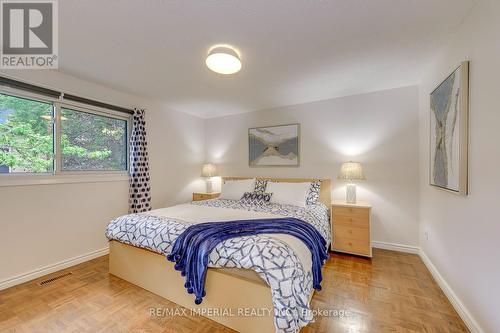 6100 Wabukayne Court, Mississauga, ON 