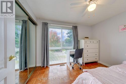 6100 Wabukayne Court, Mississauga, ON 