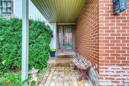 6100 Wabukayne Court, Mississauga, ON 