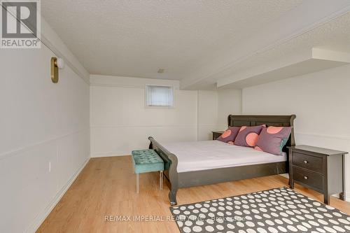 6100 Wabukayne Court, Mississauga, ON 