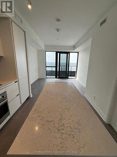 5210 - 4015 THE EXCHANGE , Mississauga, Ontario L5B 0N9 2
