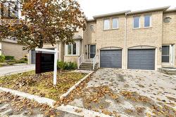 3 - 5490 GLEN ERIN DRIVE  Mississauga, ON L5M 5R4