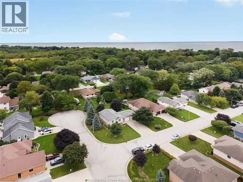856 LAWNDALE AVENUE  Kingsville, ON N9Y 3Y8